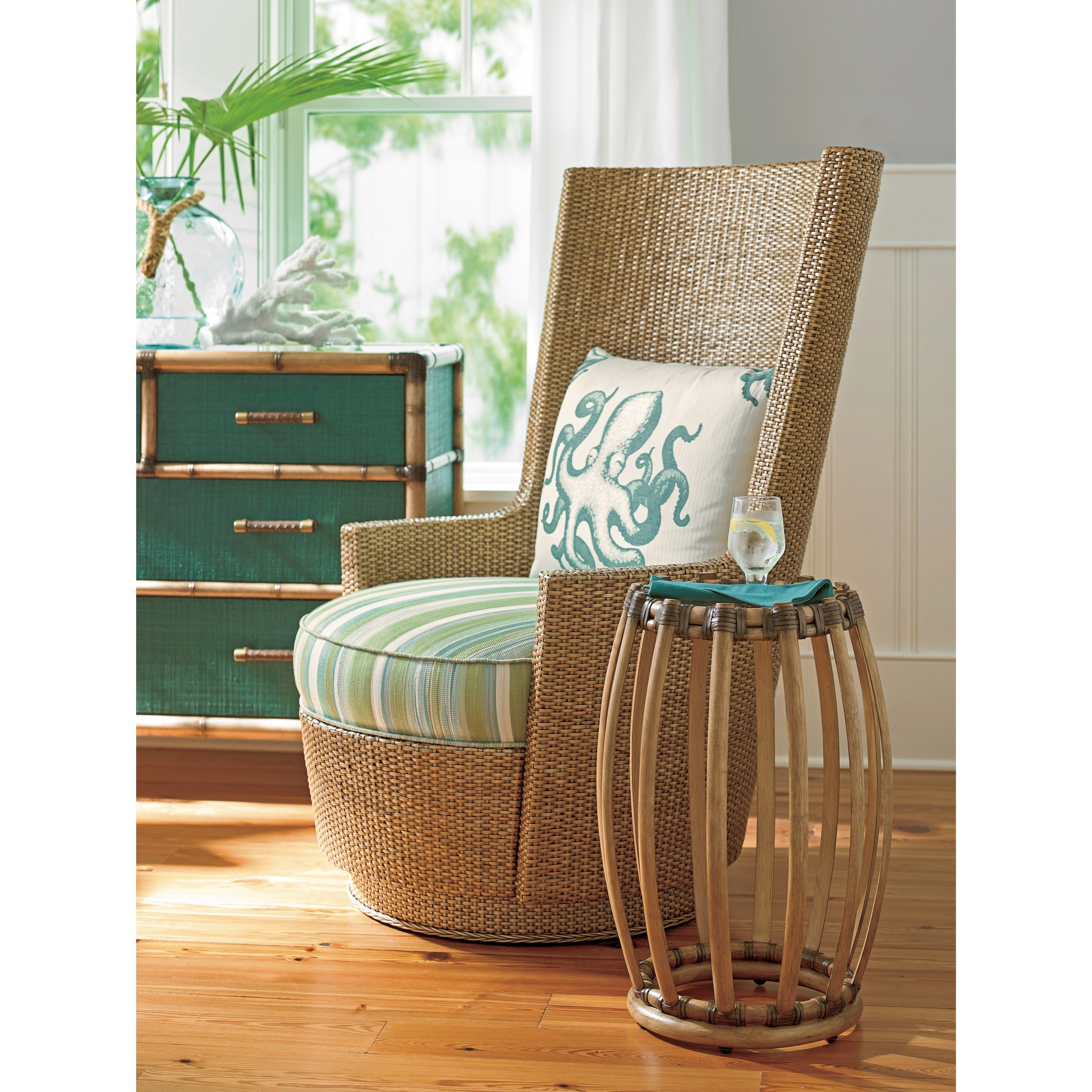 Tommy Bahama Home Twin Palms 558954 Weston Chairside Accent Table with